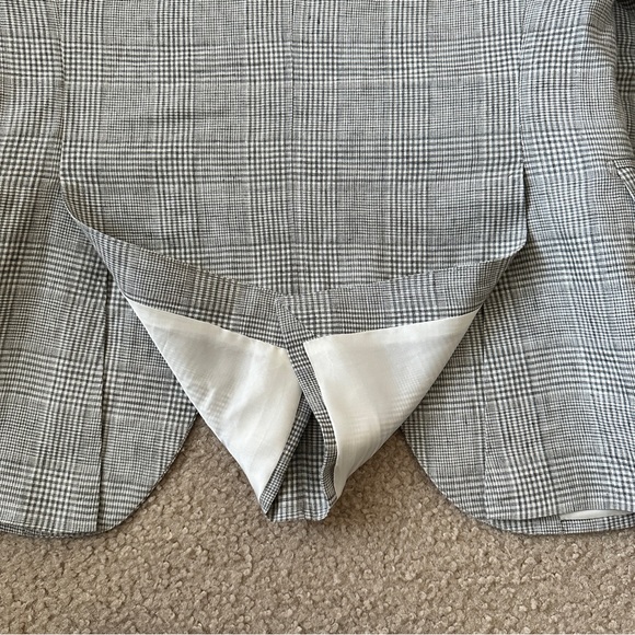 Pure Line Checked Grey Lazio Suit | Suit Supply - Picture 6 of 13